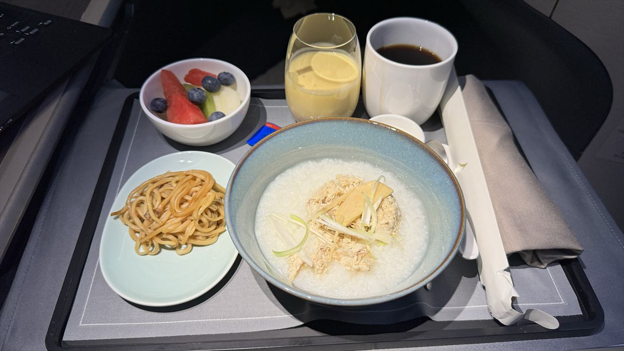 【機内食レポ】マドリード~香港 CX372便 ビジネスクラス 到着前朝食 24年09月25日