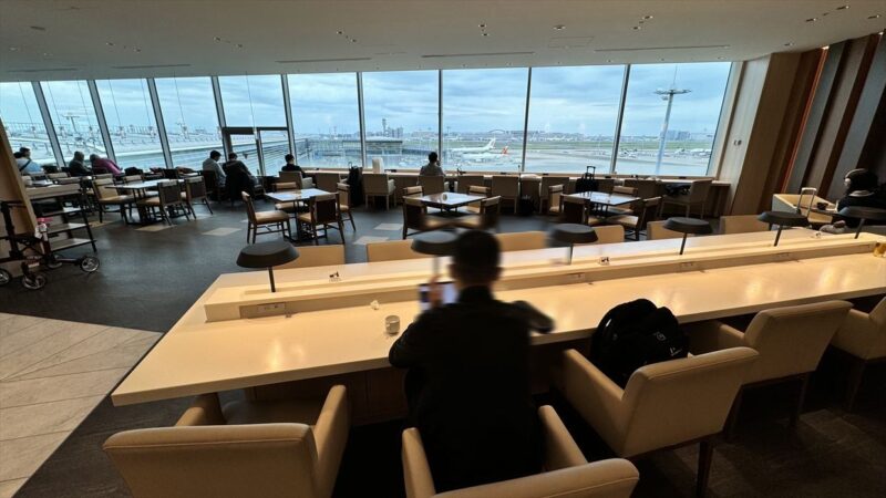 【ラウンジレポ】羽田空港 ターミナル3 JALサクララウンジ 24年10月27日