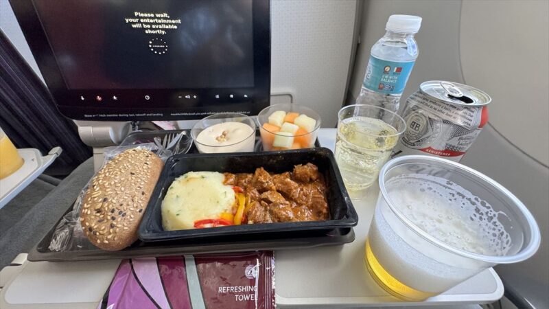 【機内食レポ】ドーハ~カサブランカ QR1397便 エコノミークラス 24年10月28日