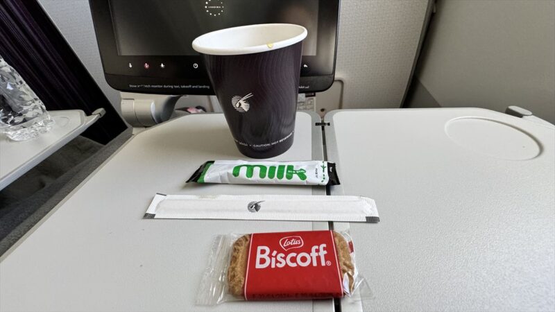 【機内食レポ】ドーハ~カサブランカ QR1397便 エコノミークラス 24年10月28日