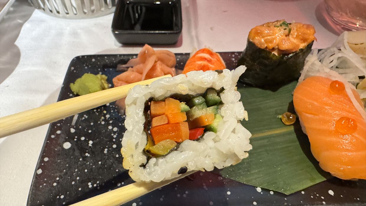 【機内食レポ】ドーハ~成田 QR806便 カタール航空 ビジネス Q Suite 24年11月05日