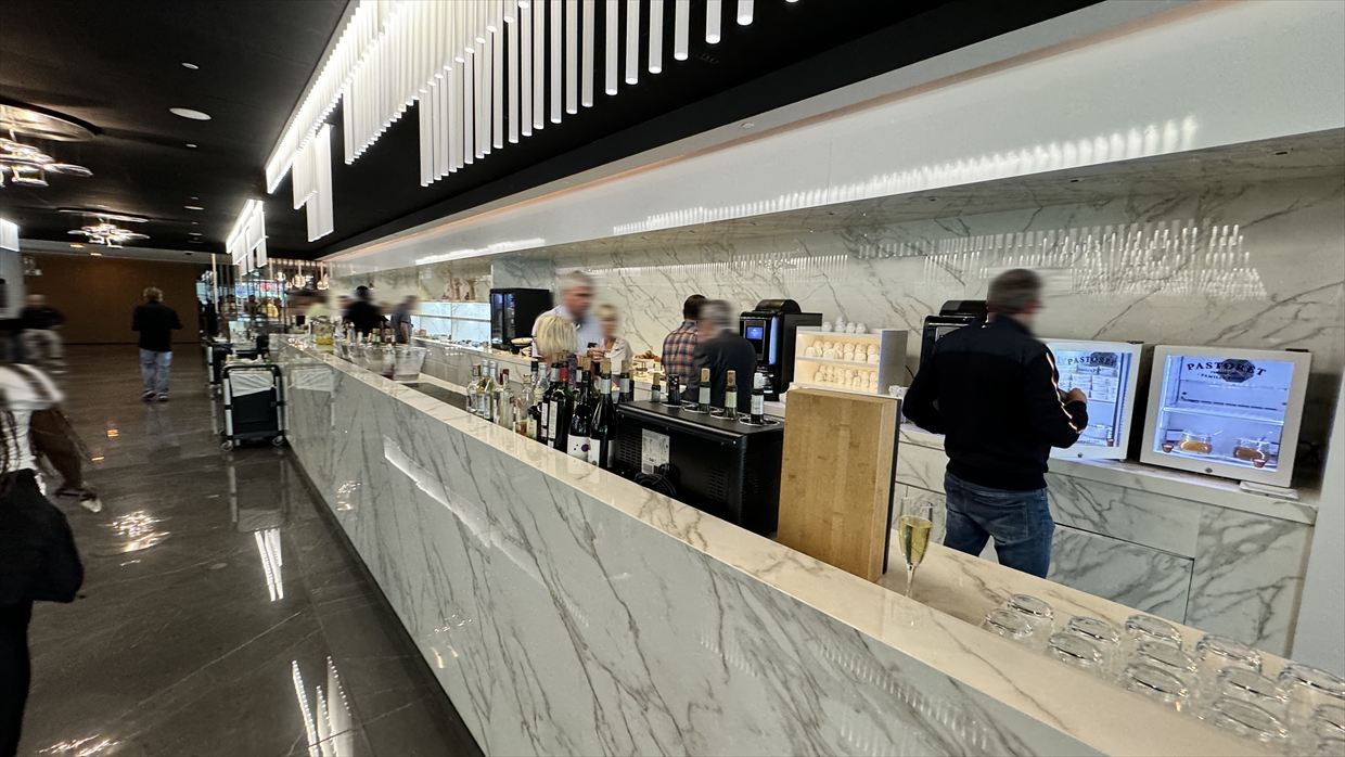 【プライオリティパス】バルセロナ エル プラット空港 T1 Sala VIP Pau Casals 24年9月19日