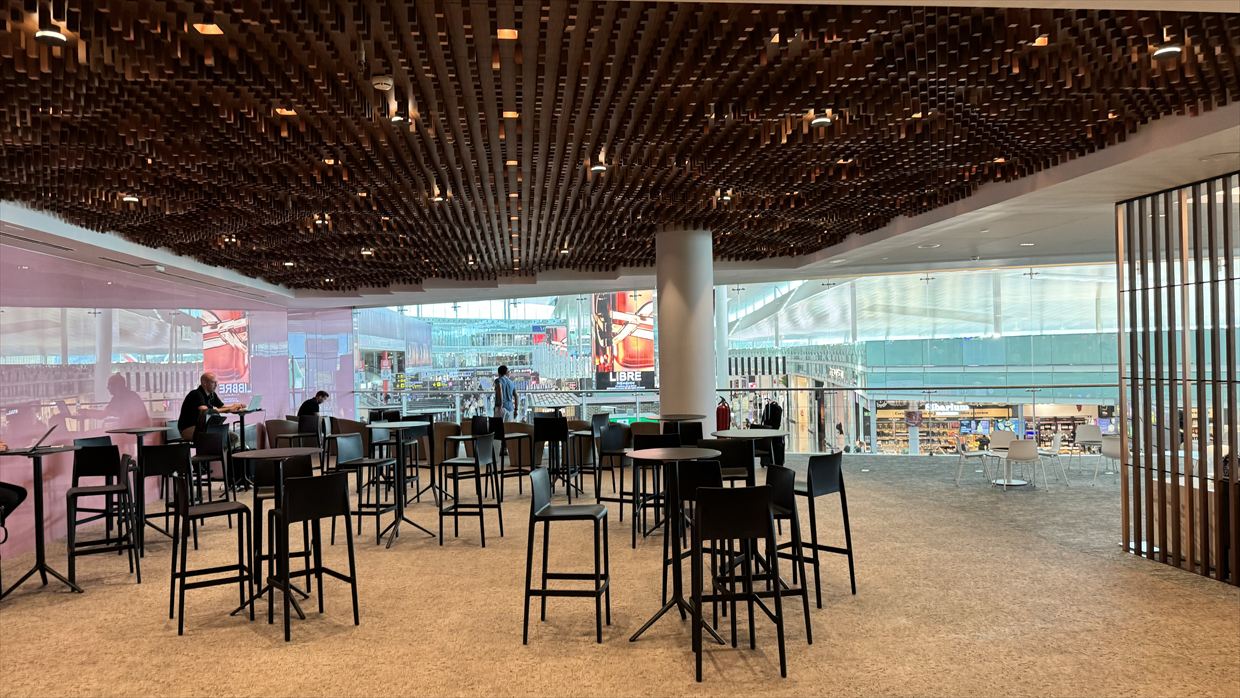 【プライオリティパス】バルセロナ エル プラット空港 T1 Sala VIP Pau Casals 24年9月19日
