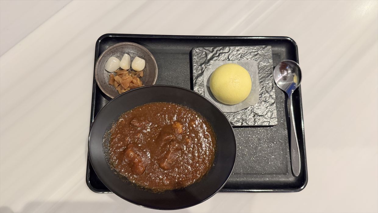 【ラウンジレポ】羽田空港 ターミナル3 JAL ファーストクラスラウンジ 25年2月18日