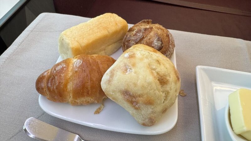 【機内食レポ】JAL43便 羽田～ロンドンファーストクラス メイン1 25年03月