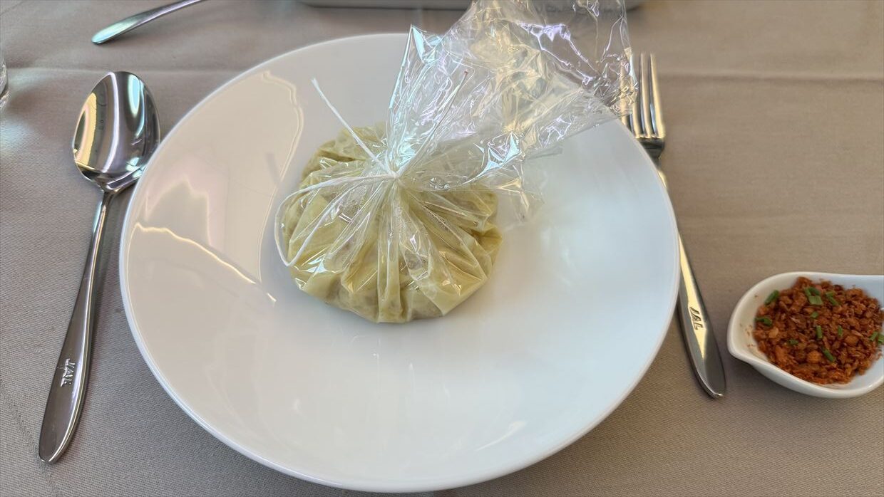 【機内食レポ】JAL43便 羽田～ロンドンファーストクラス メイン1 25年03月