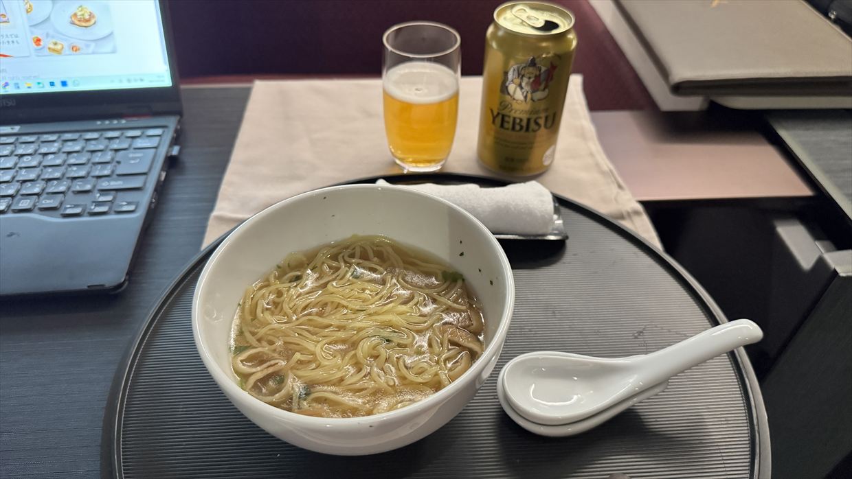 JALオリジナル ヌードルJAL特製『ソラノイロ』 ゆず香る中華そば