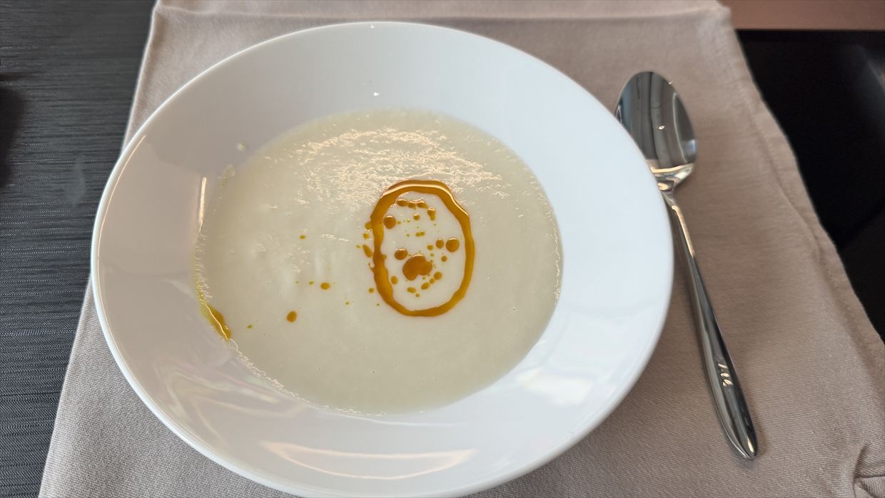 【機内食レポ】JAL43便 羽田～ロンドンファーストクラス a la carte3 25年03月