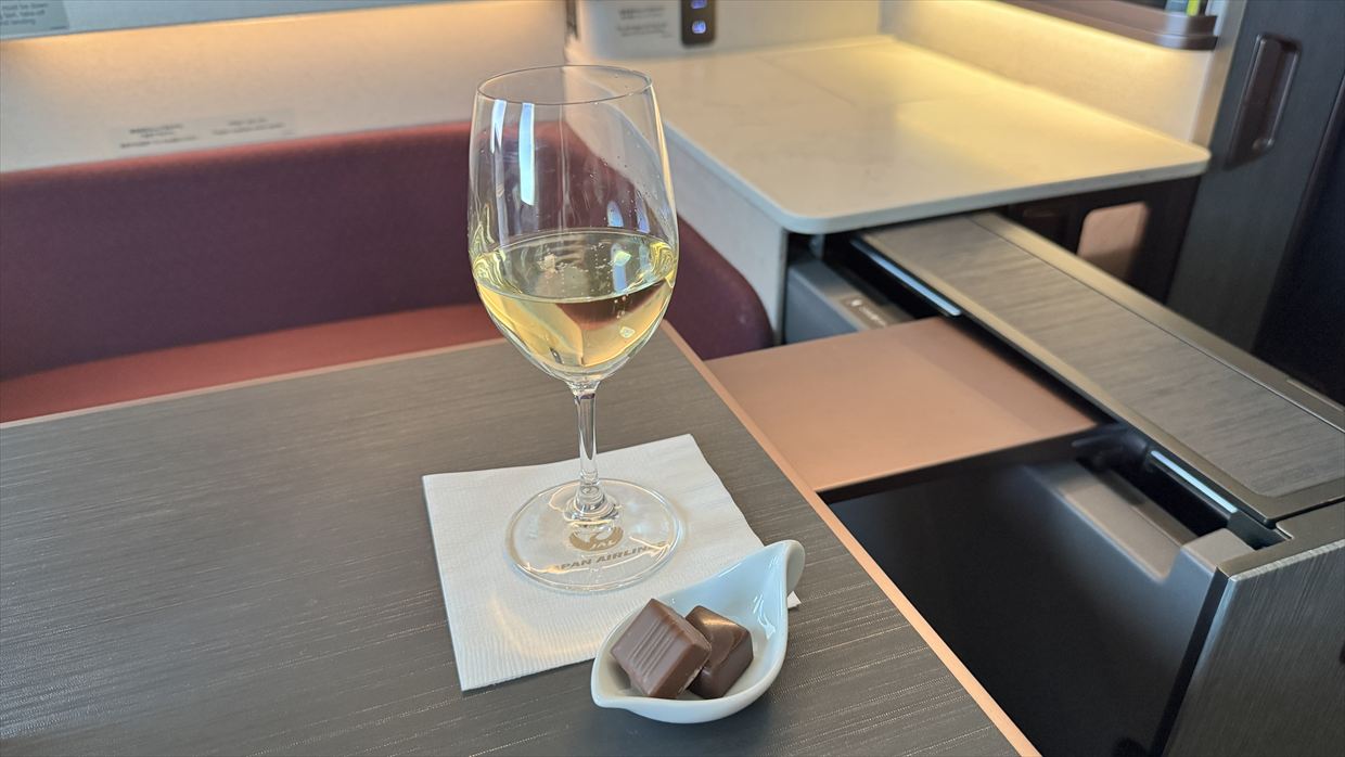 【機内食レポ】JAL43便 羽田~ロンドンファーストクラス a la carte4 25年03月