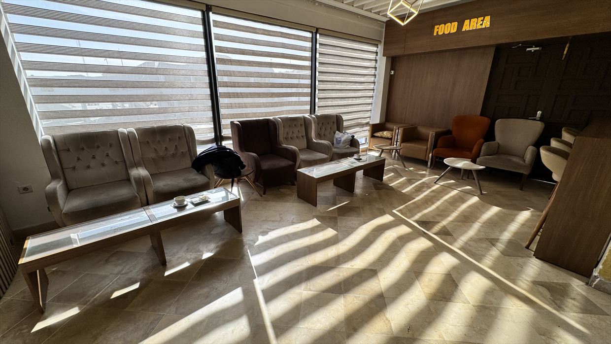 【ラウンジレポ】チュニス空港 チュニスエア ESPACE PRIVILEGE 25年3月13日