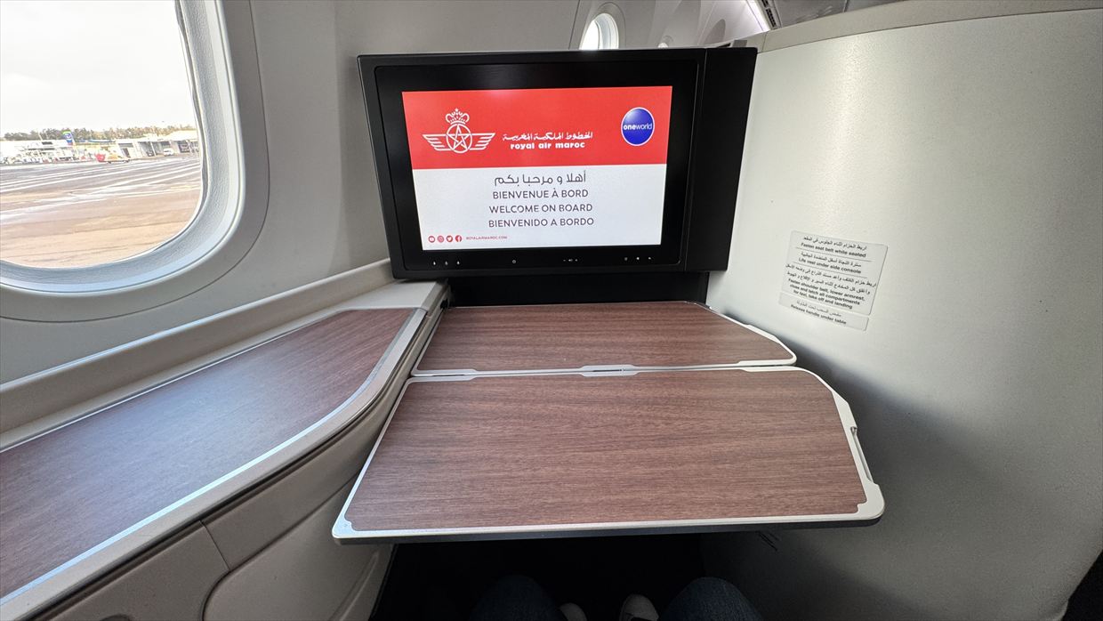 【フライトの様子】AT200 カサブランカ～ニューヨーク 14Mar25 B787-900 リバースヘリンボーン型ビジネスクラス