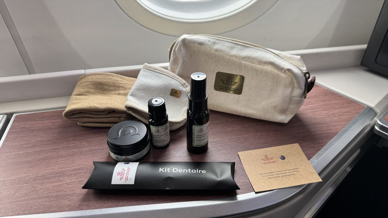 【フライトの様子】AT200 カサブランカ～ニューヨーク 14Mar25 B787-900 リバースヘリンボーン型ビジネスクラス