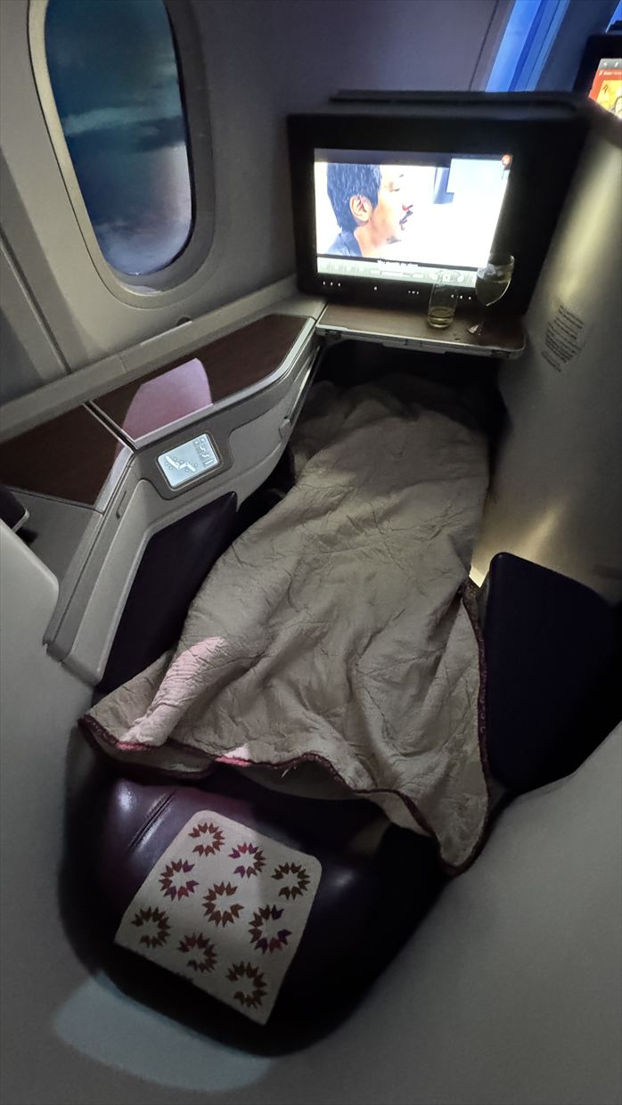【フライトの様子】AT200 カサブランカ～ニューヨーク 14Mar25 B787-900 リバースヘリンボーン型ビジネスクラス