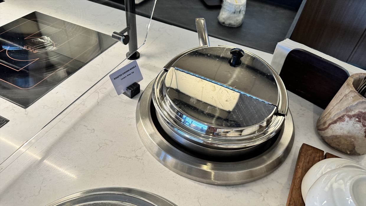 【ラウンジレポ】JFK アメリカン航空 ファーストクラスラウンジ SOHO LOUNGE 25年3月