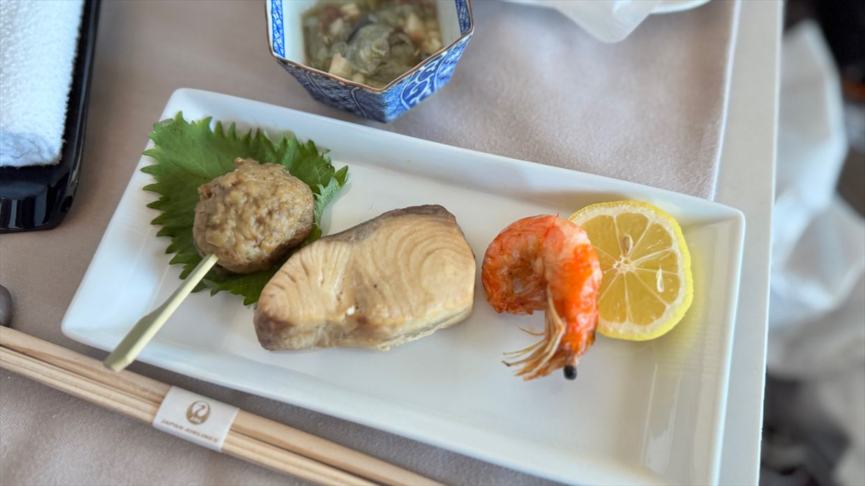 【機内食レポ】JAL5便 ニューヨーク～羽田 ファーストクラス アラカルト1 25年03月