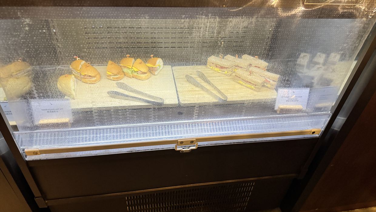 【ラウンジレポ】台北桃園国際空港 キャセイパシフィック ビジネスラウンジ 25年4月