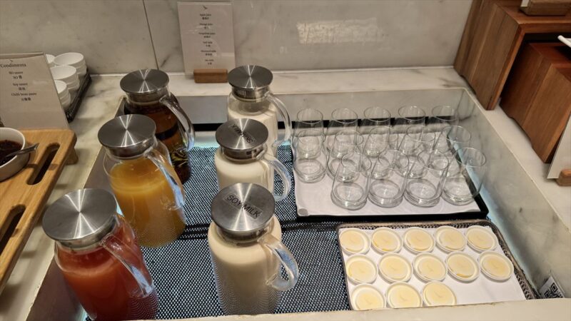 【ラウンジレポ】ラウンジ巡りの旅 2日目香港空港編 キャセイパシフィック The Wing ファースト＆ビジネスクラス 25年4月