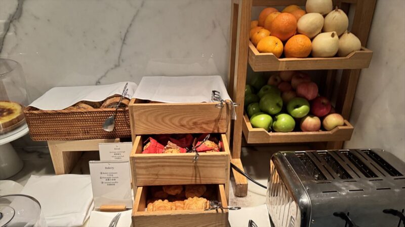 【ラウンジレポ】ラウンジ巡りの旅 2日目香港空港編 キャセイパシフィック The Wing ファースト＆ビジネスクラス 25年4月