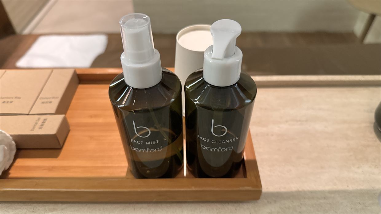 【ラウンジレポ】ラウンジ巡りの旅 2日目香港空港編 キャセイパシフィック The Wing ファースト＆ビジネスクラス 25年4月