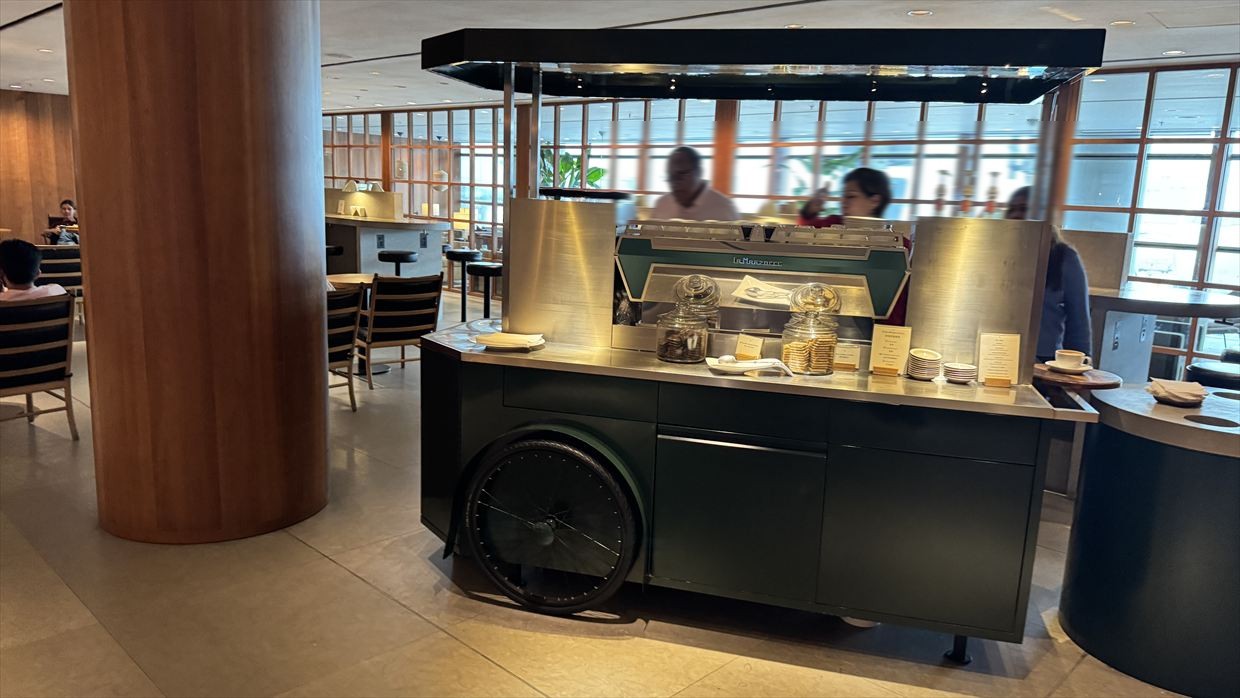 【ラウンジレポ】ラウンジ巡りの旅 2日目香港空港編 キャセイパシフィック The Pier ファースト＆ビジネスクラス 25年4月