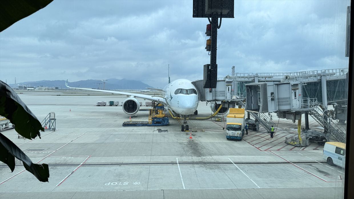 【ラウンジレポ】ラウンジ巡りの旅 2日目香港空港編 キャセイパシフィック The Pier ファースト＆ビジネスクラス 25年4月