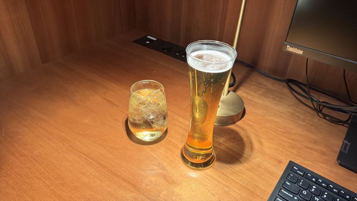 【ラウンジレポ】ラウンジ巡りの旅 2日目香港空港編 キャセイパシフィック The Pier ファースト＆ビジネスクラス 25年4月