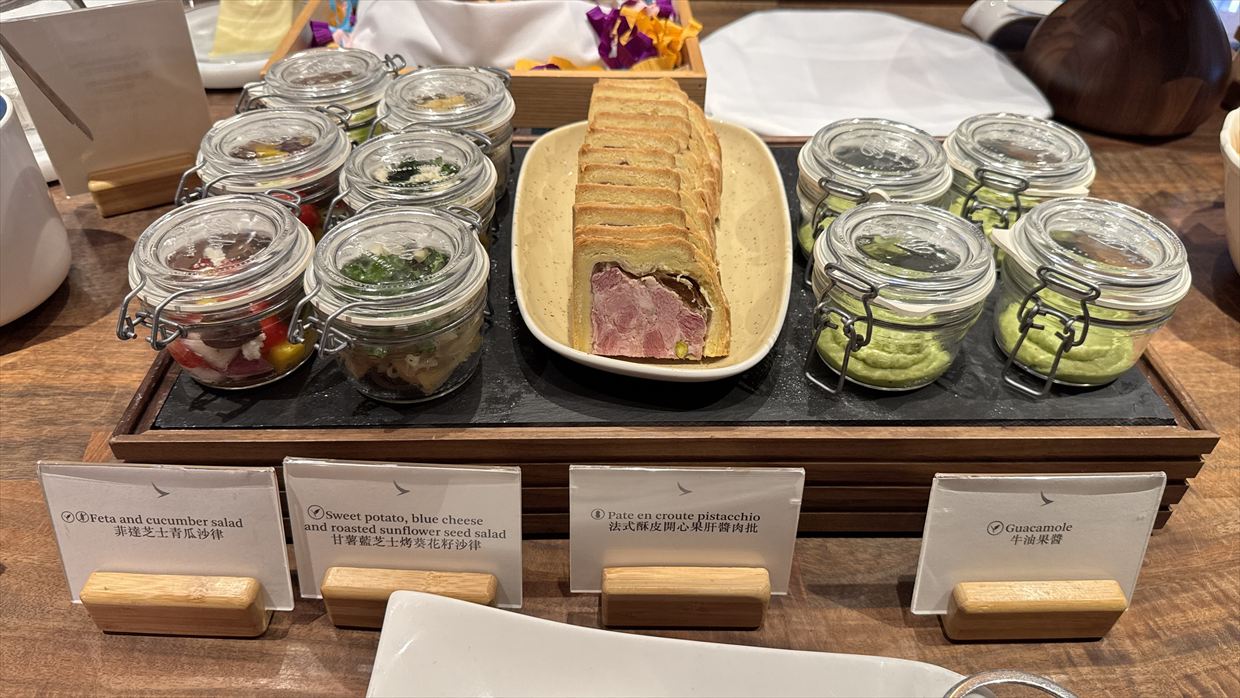 【ラウンジレポ】ラウンジ巡りの旅 2日目香港空港編 キャセイパシフィック The Pier ファースト＆ビジネスクラス 25年4月