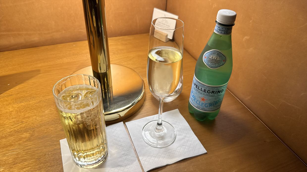 【ラウンジレポ】ラウンジ巡りの旅 2日目香港空港編 キャセイパシフィック The Pier ファースト＆ビジネスクラス 25年4月