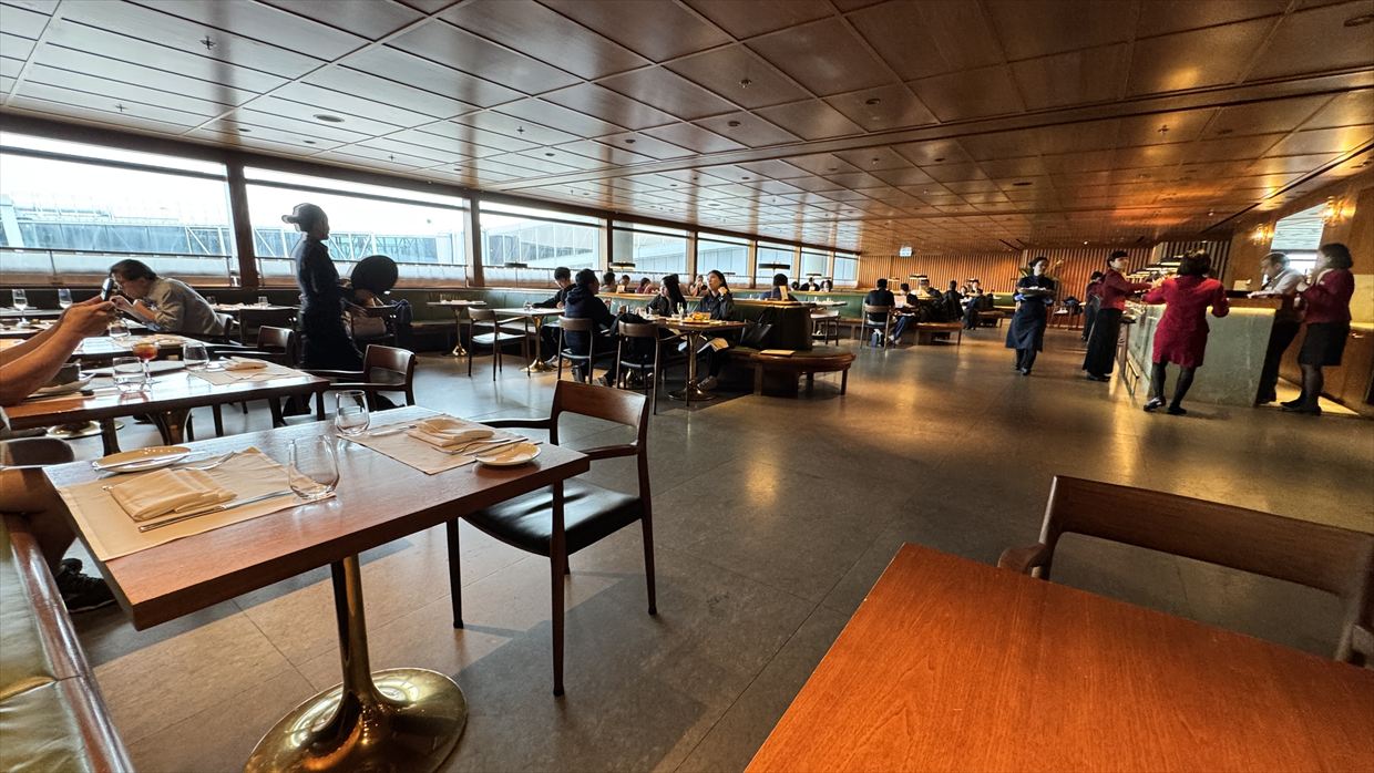 【ラウンジレポ】ラウンジ巡りの旅 2日目香港空港編 キャセイパシフィック The Pier ファースト＆ビジネスクラス 25年4月