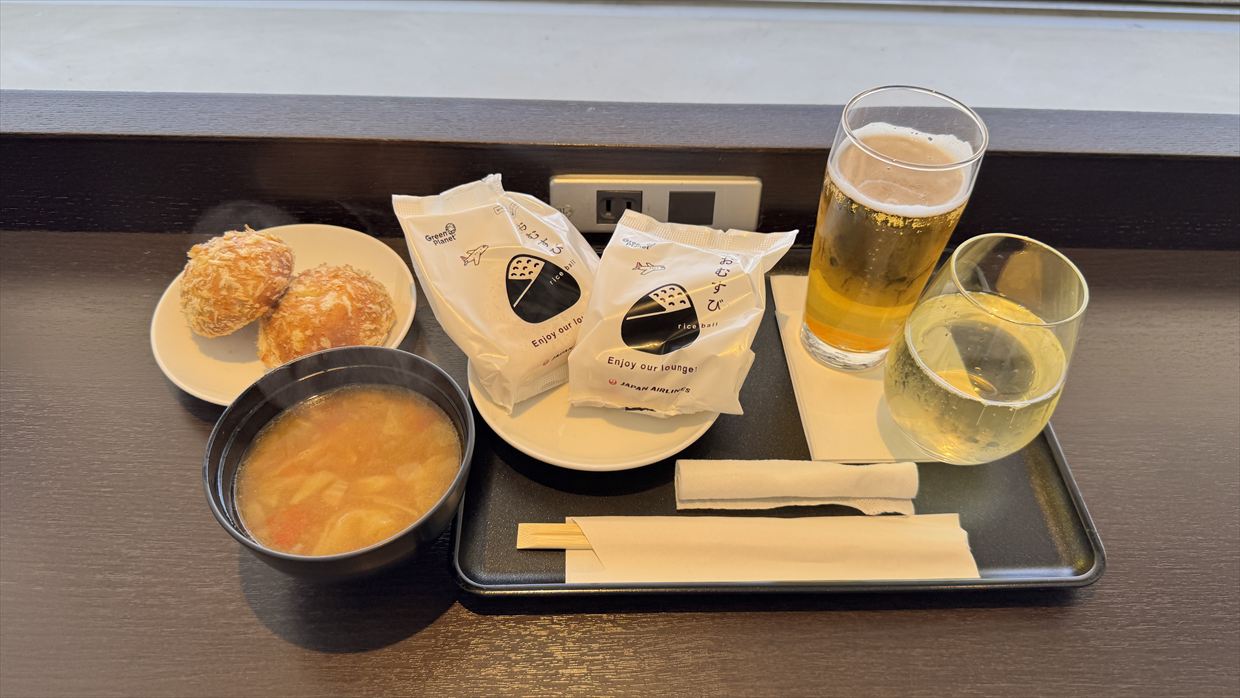 【ラウンジレポ】羽田空港 第1ターミナル JAL ダイヤモンド プレミアム ラウンジ　北 15Apr25