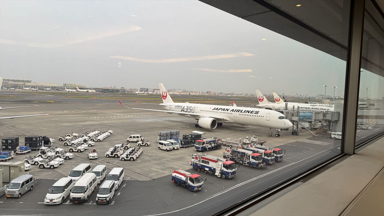 【ラウンジレポ】羽田空港 第1ターミナル JAL ダイヤモンド プレミアム ラウンジ18Apr25