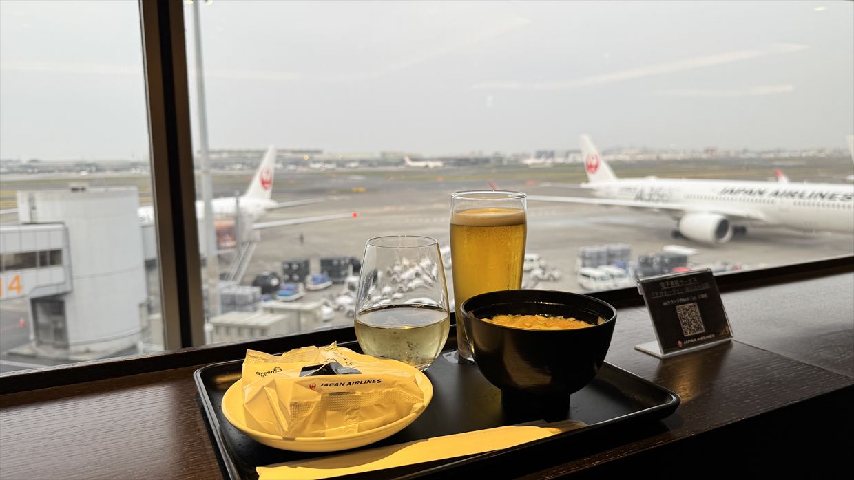 【ラウンジレポ】羽田空港 第1ターミナル JAL ダイヤモンド プレミアム ラウンジ18Apr25