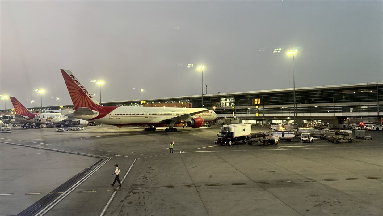 【フライトの様子】SKY SUITYEⅢ ビジネスクラス JAL30 デリー～羽田 May25 B787-900型機