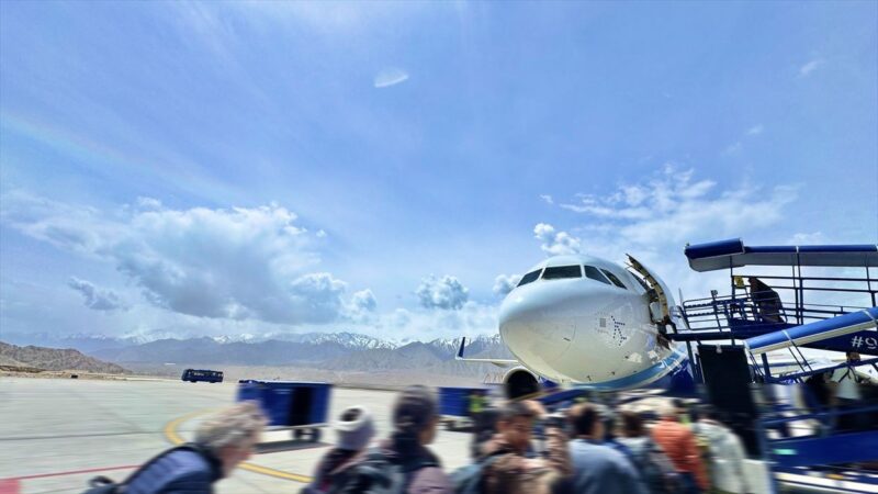 【フライトの様子とレーの観光風景】IndiGo航空 6E2015 レー～デリー May25 A320型機