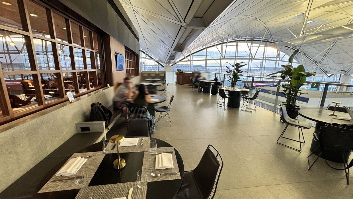 【ラウンジレポ】香港空港 キャセイパシフィック The Deck 臨時ファーストクラス 25年6月