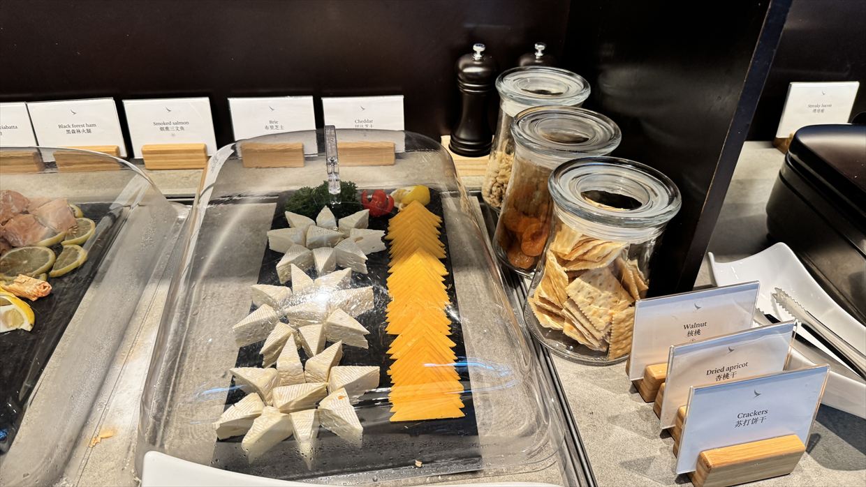 【ラウンジレポ】上海浦東空港 ターミナル2 キャセイパシフィックラウンジ 25年6月【ラウンジレポ】上海浦東空港 ターミナル2 キャセイパシフィックラウンジ 25年6月