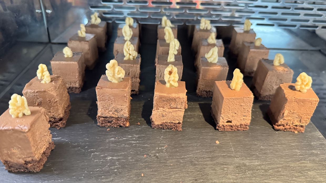 【ラウンジレポ】上海浦東空港 ターミナル2 キャセイパシフィックラウンジ 25年6月【ラウンジレポ】上海浦東空港 ターミナル2 キャセイパシフィックラウンジ 25年6月