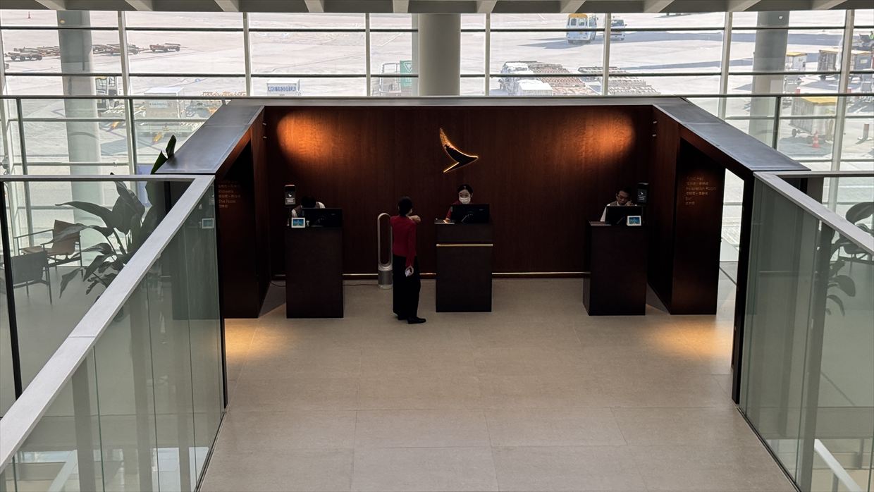 【ラウンジレポ】香港空港 キャセイパシフィック The Bridge　 25年6月 ３年ぶりのリニューアルオープン後の初訪問！