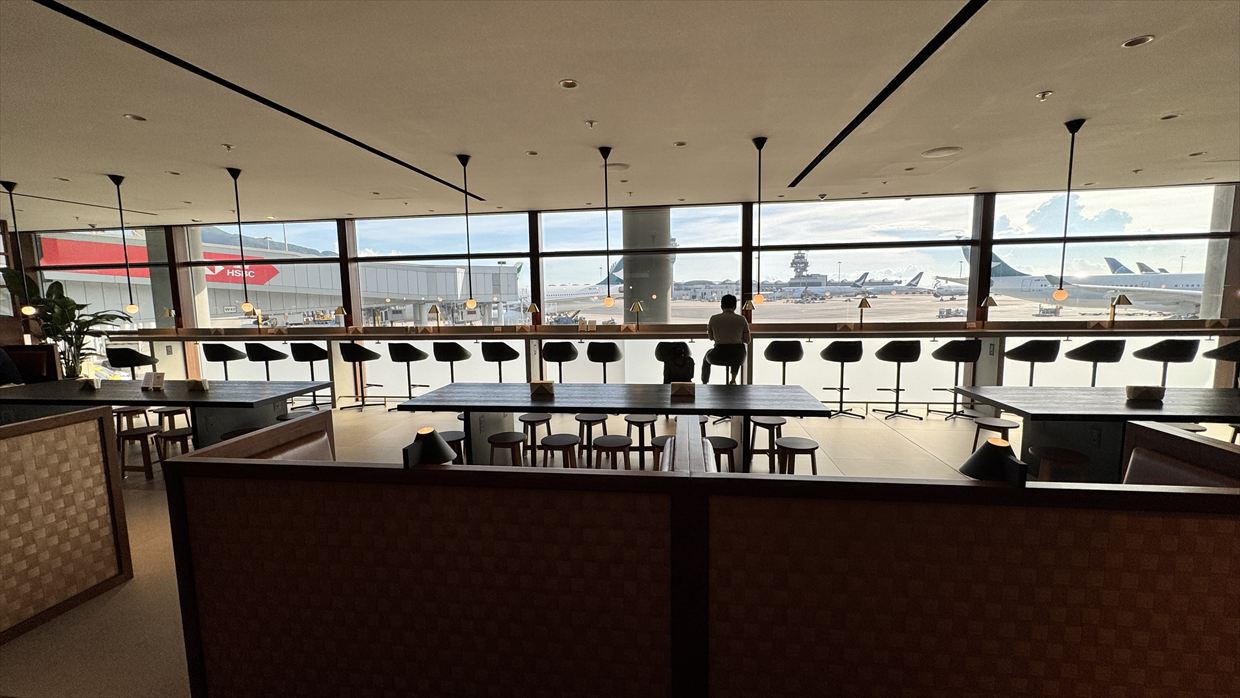 【ラウンジレポ】香港空港 キャセイパシフィック The Bridge　 25年6月 ３年ぶりのリニューアルオープン後の初訪問！