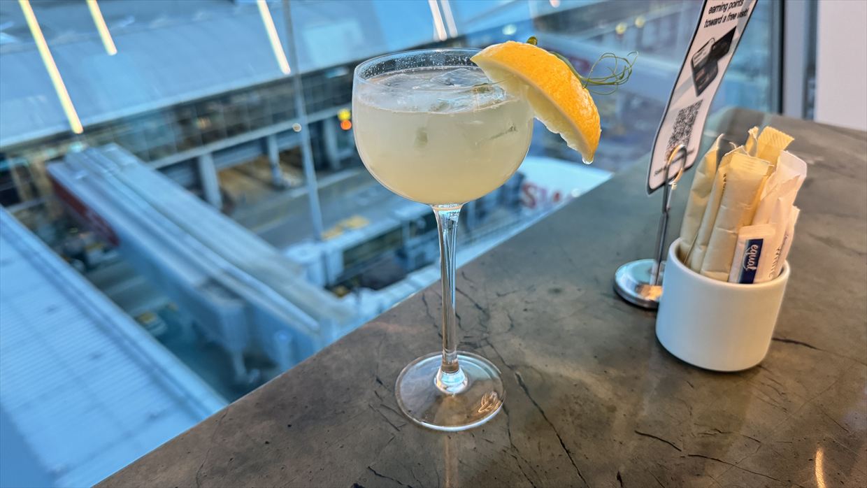 【プライオリティパス】香港空港 Intervals Sky Bar & Restaurant 25年6月