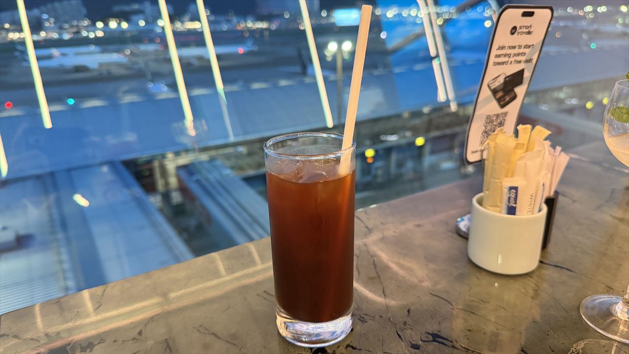 【プライオリティパス】香港空港 Intervals Sky Bar & Restaurant 25年6月