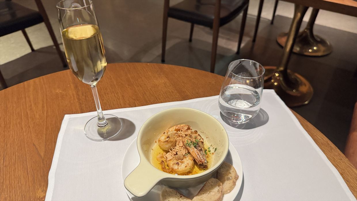 【ラウンジレポ】香港空港 キャセイパシフィック The Pier ファーストクラス 25年6月