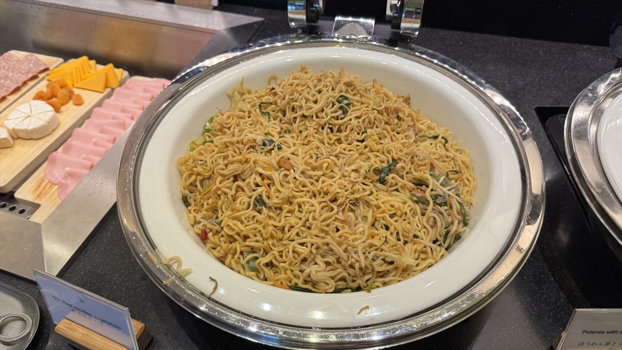 【ラウンジレポ】成田空港 キャセイパシフィックラウンジ 25年9月