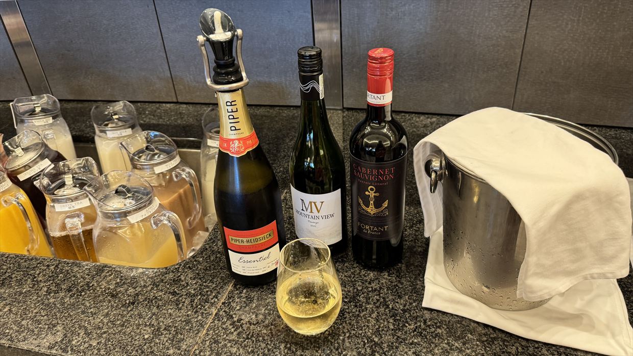 【ラウンジレポ】成田空港 キャセイパシフィックラウンジ 25年9月