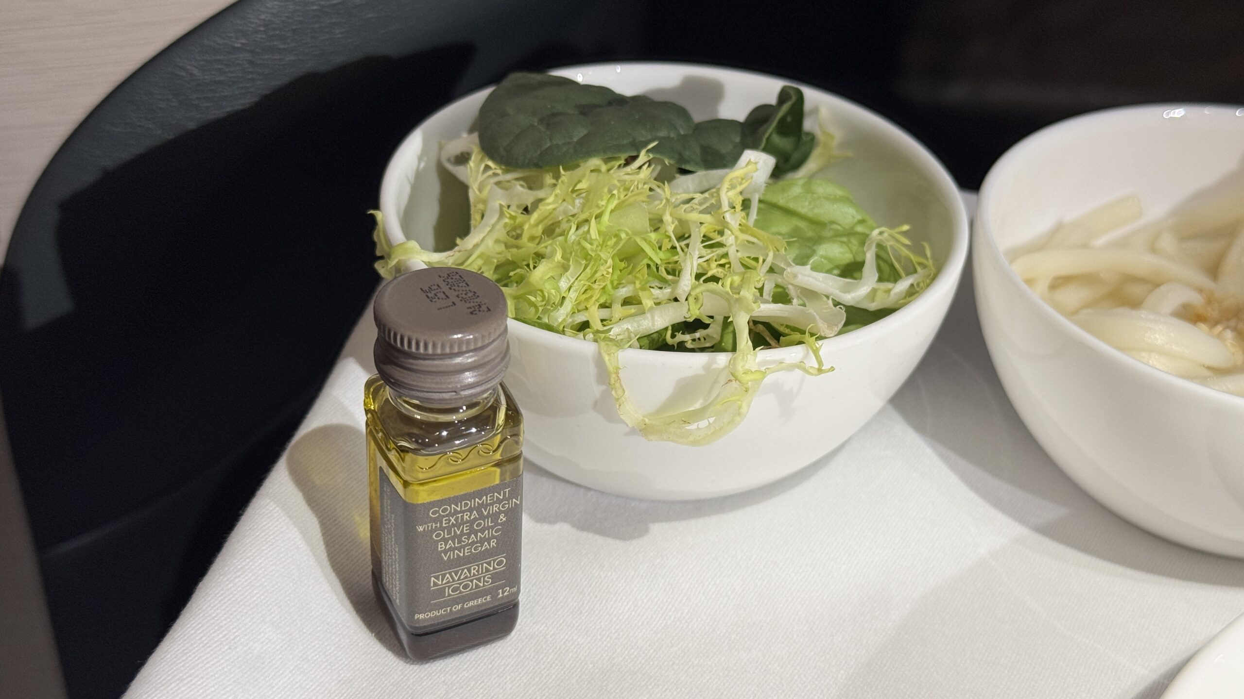 【機内食レポ】成田~香港 CX527便 ビジネスクラス 25年09月