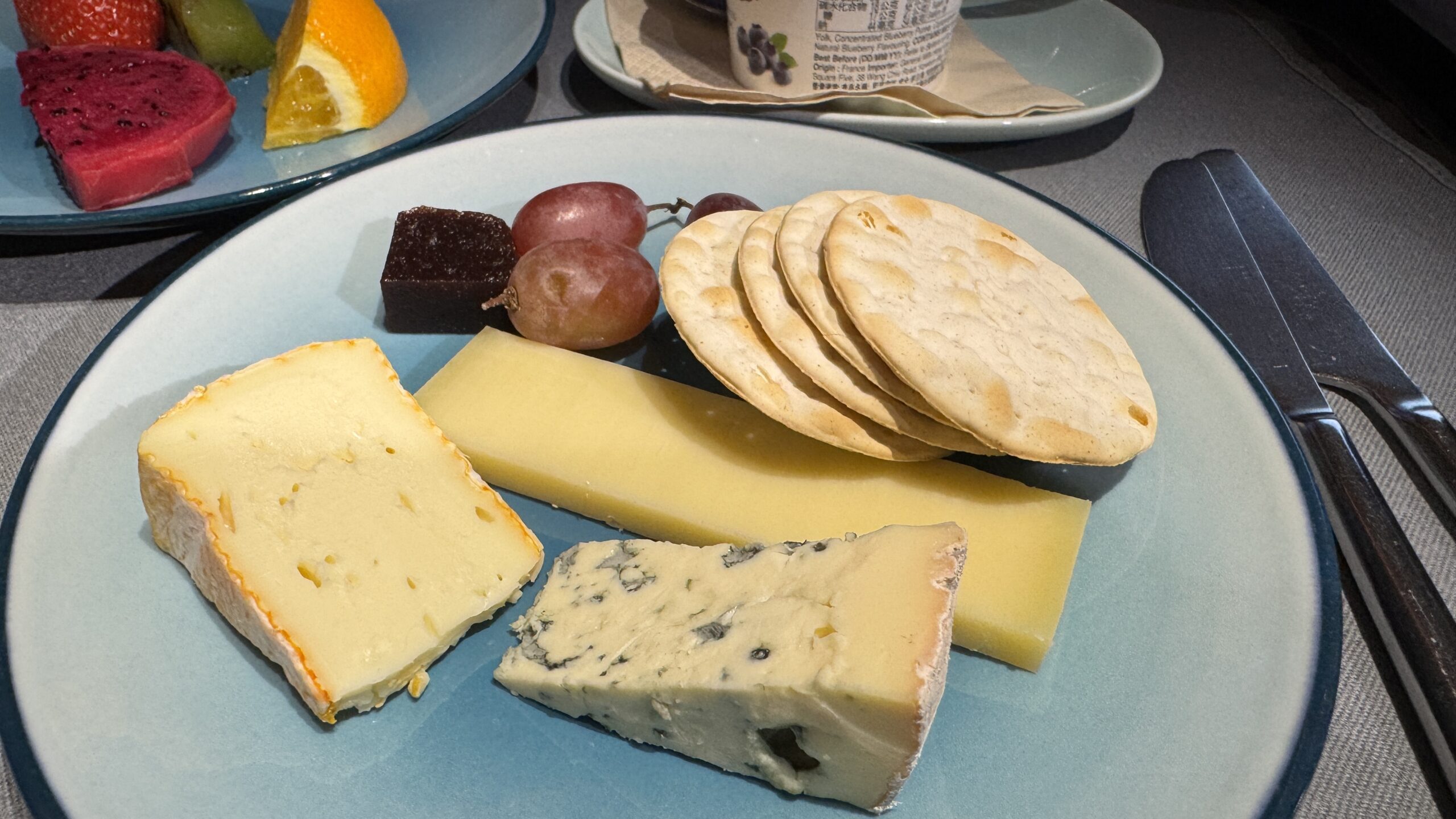 【機内食レポ】成田~香港 CX527便 ビジネスクラス 25年09月