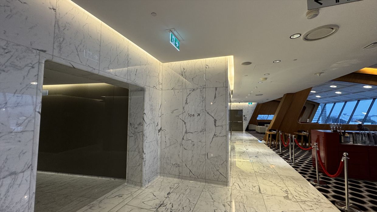 【ラウンジレポ】シドニー空港 カンタス航空 ファーストクラスラウンジ 25年9月