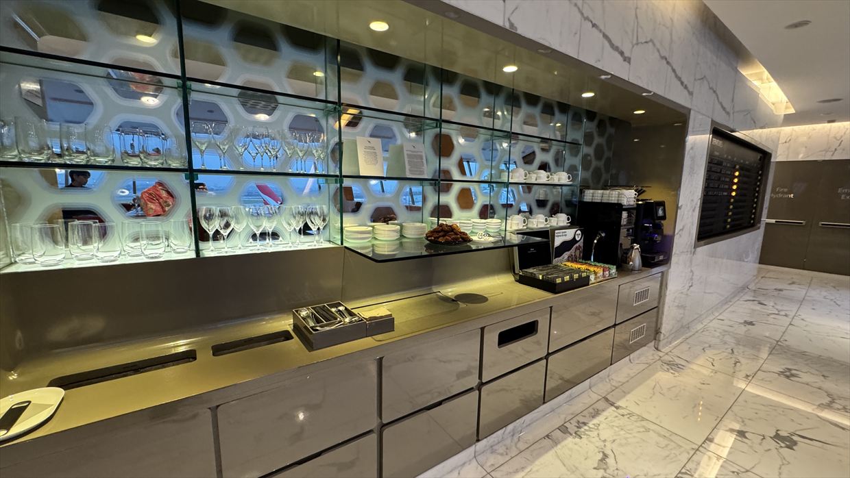 【ラウンジレポ】シドニー空港 カンタス航空 ファーストクラスラウンジ 25年9月