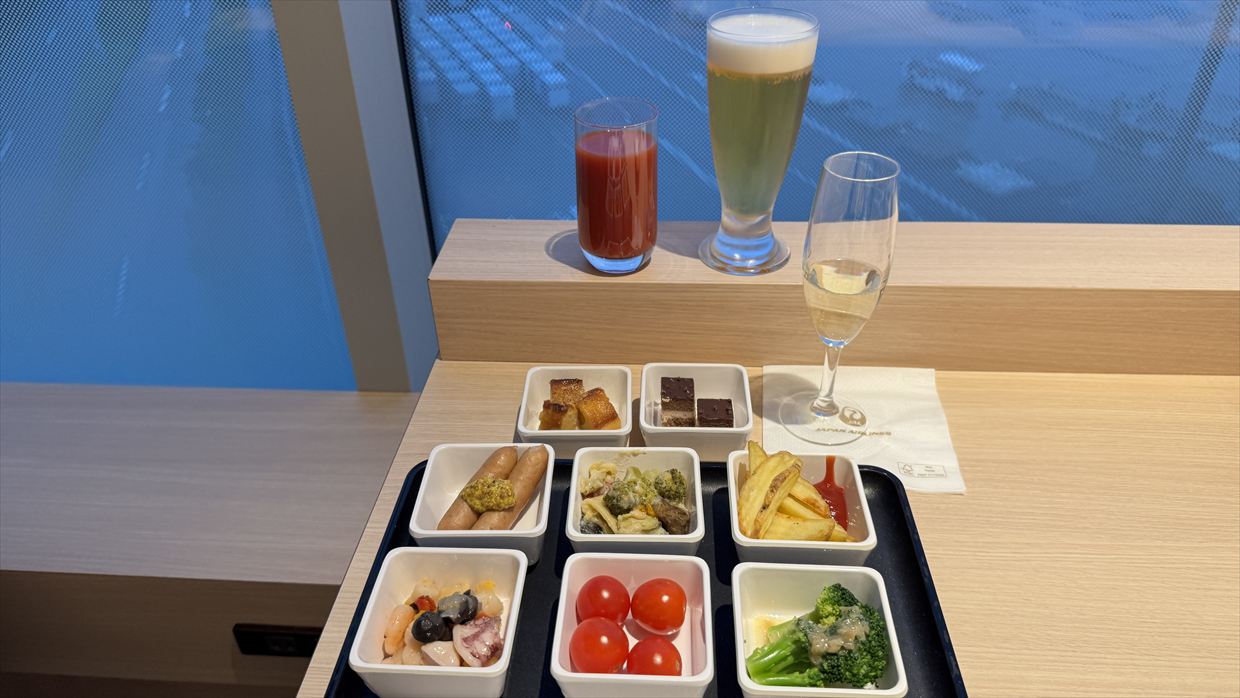 【ラウンジレポ】羽田空港 JALサクララウンジ 25年11月　