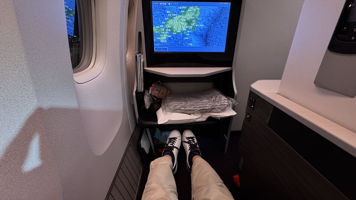 【フライトの様子】JL51 羽田～シドニー Nov25 B777-300ER ビジネスクラス・Sky SuiteⅠ